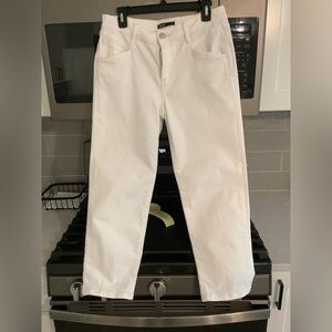 Simply Vera Size 6 crop white pants